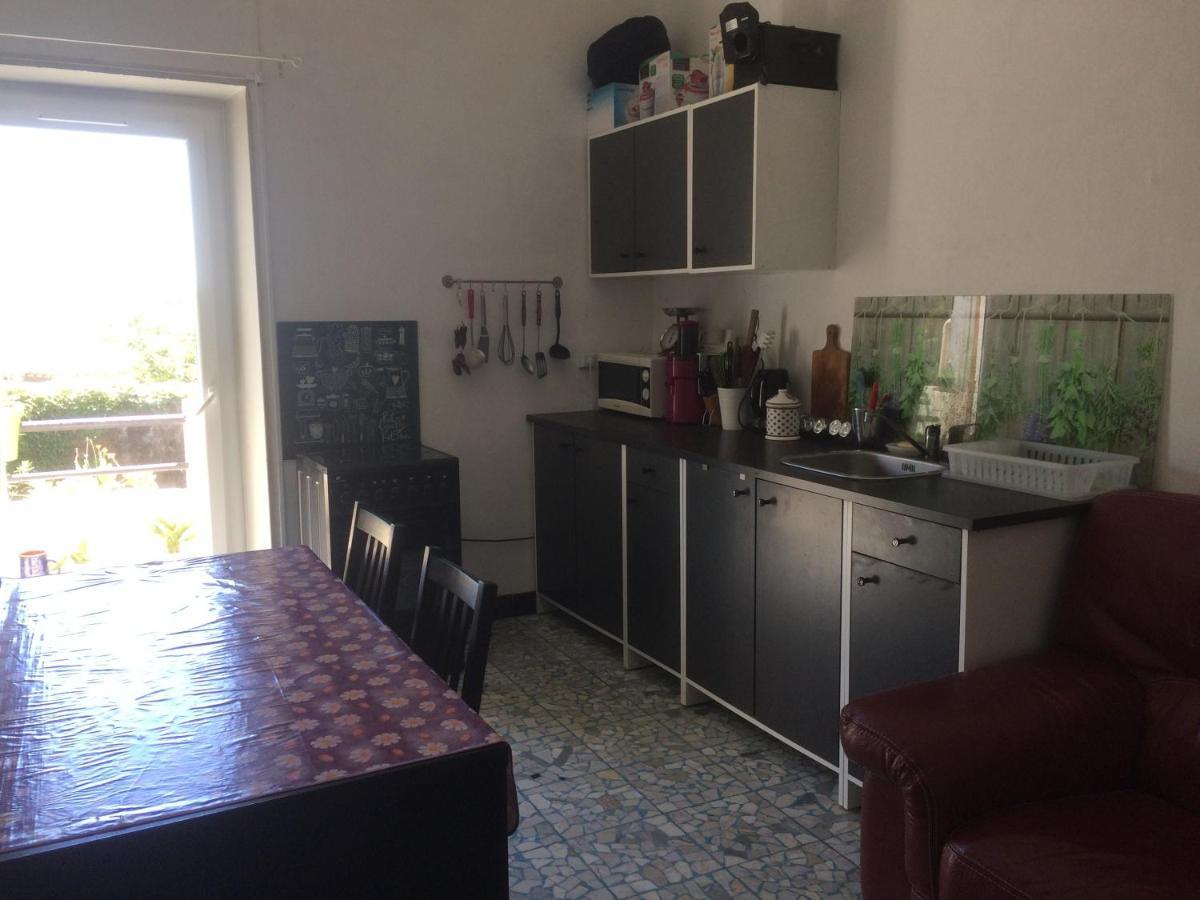 Appartement Sur Sommieres Jusqu'A 6 Personnes Exterior photo
